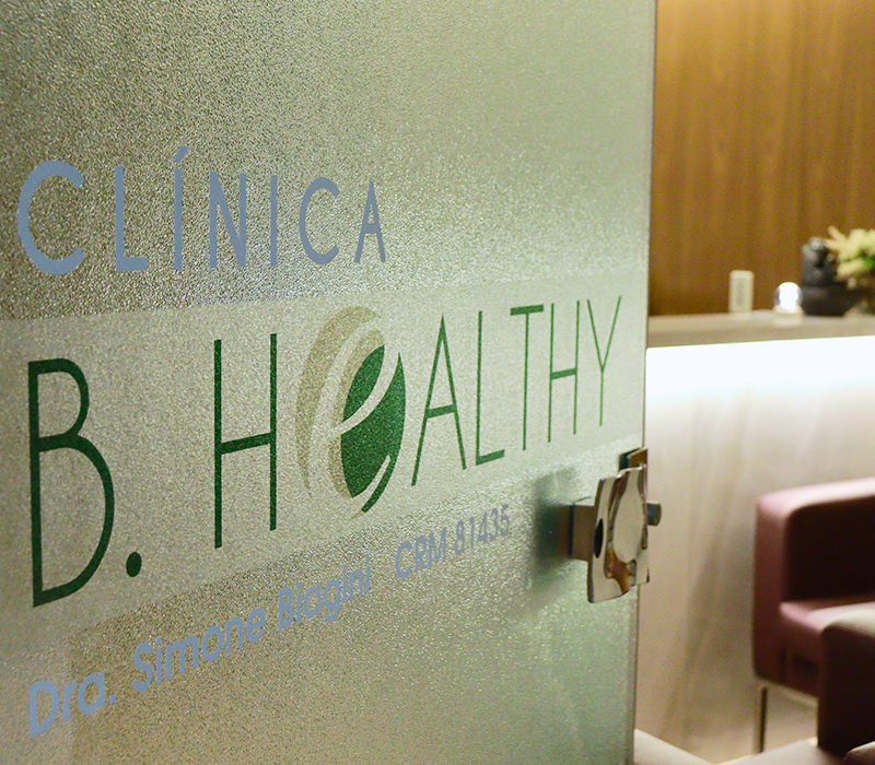 Interior da Clínica B. Health